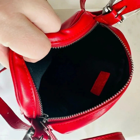 Urban Outfitters Mini Oval Red Crossbody Bag - Picture 10 of 10